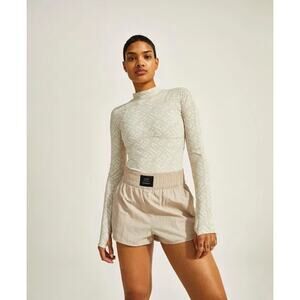 Sweaty Betty Halle Berry x Sofia S Training Rash guard Activewear Top Pullover